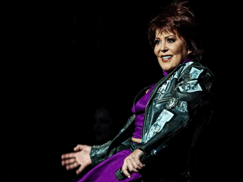Alejandra Guzmán reaparece tras cirugía!… Se niega a hablar sobre Frida Sofía
