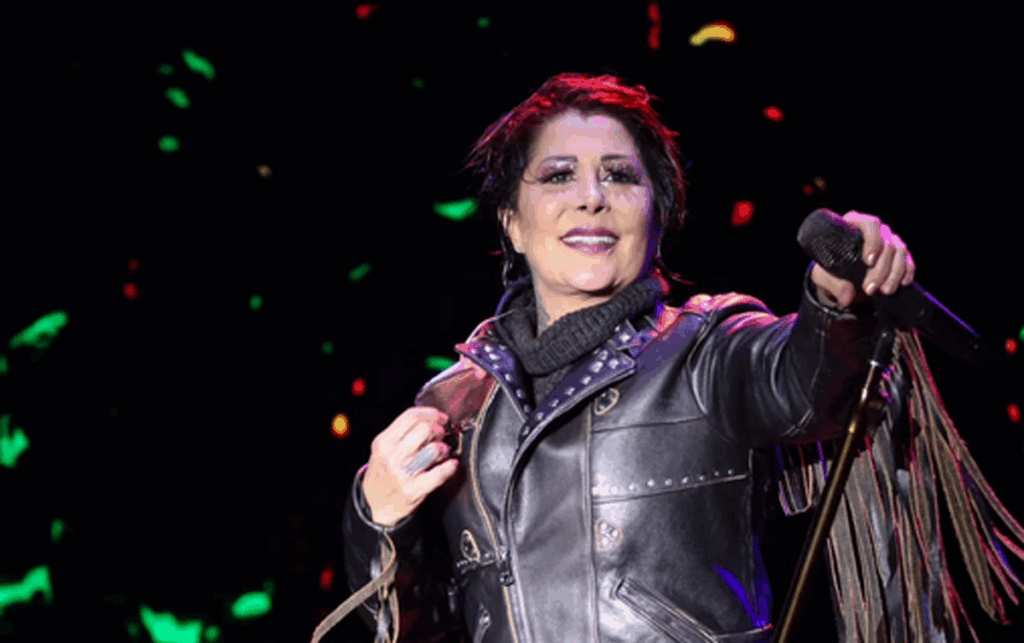 Alejandra Guzmán se pronuncia sobre el motivo de su operación