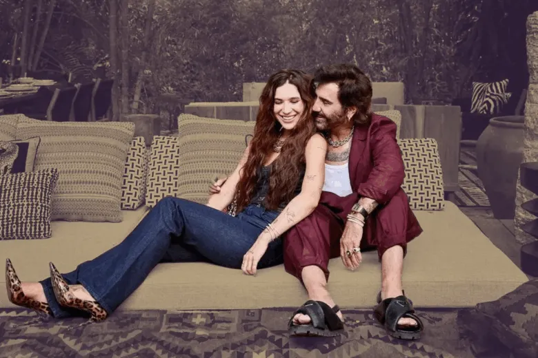 Alejandro Fernández muestra su impresionante mansión junto a su novia, Karla Laveaga