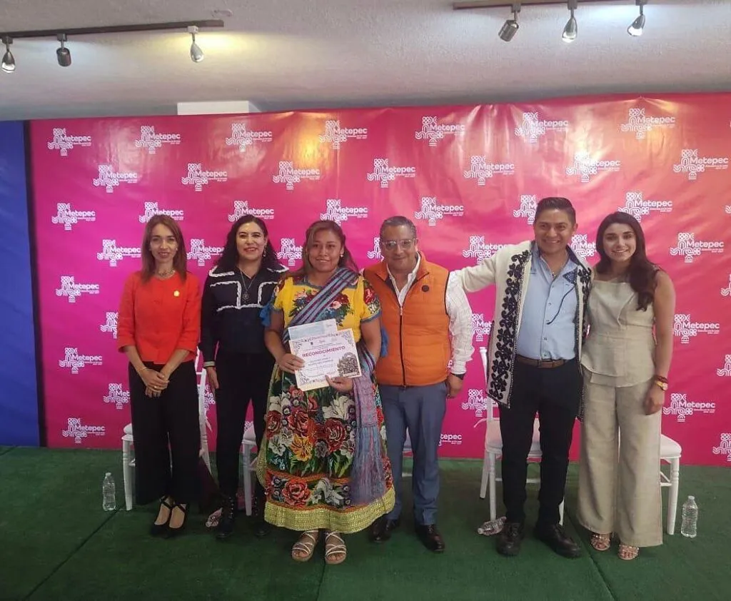 Artesanos michoacanos triunfan en concurso nacional de alfarería