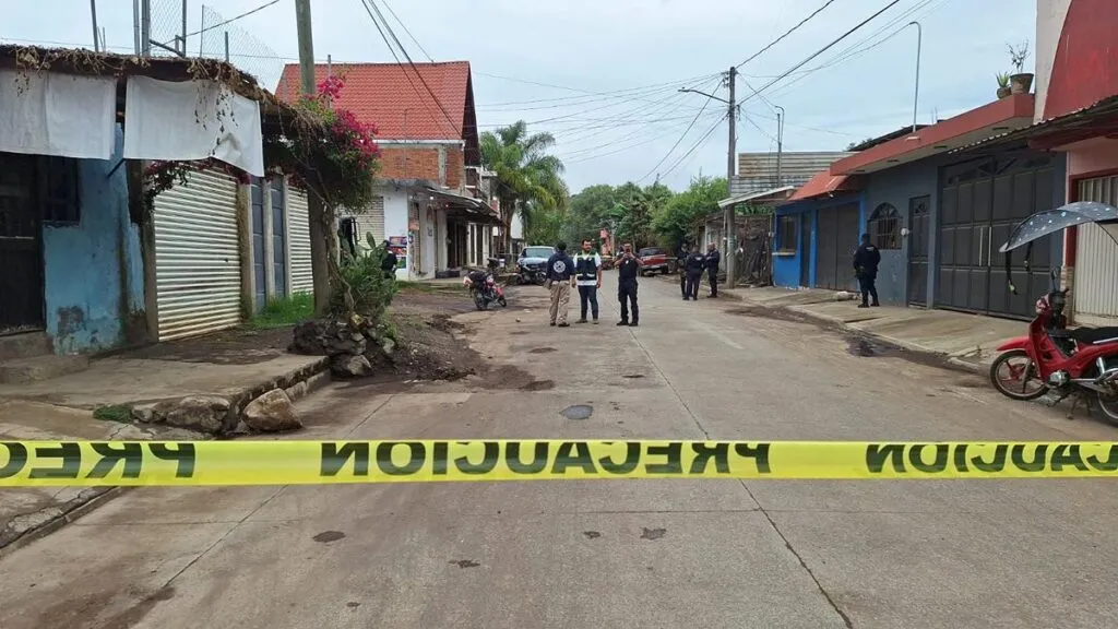 Asesinan a balazos a expolicía municipal en Uruapan en ataque armado