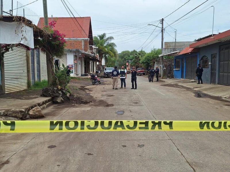 Asesinan a balazos a expolicía municipal en Uruapan en ataque armado