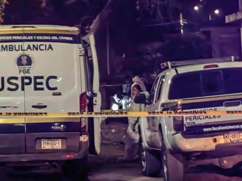 asesinato de transeúnte a balazos en Uruapan