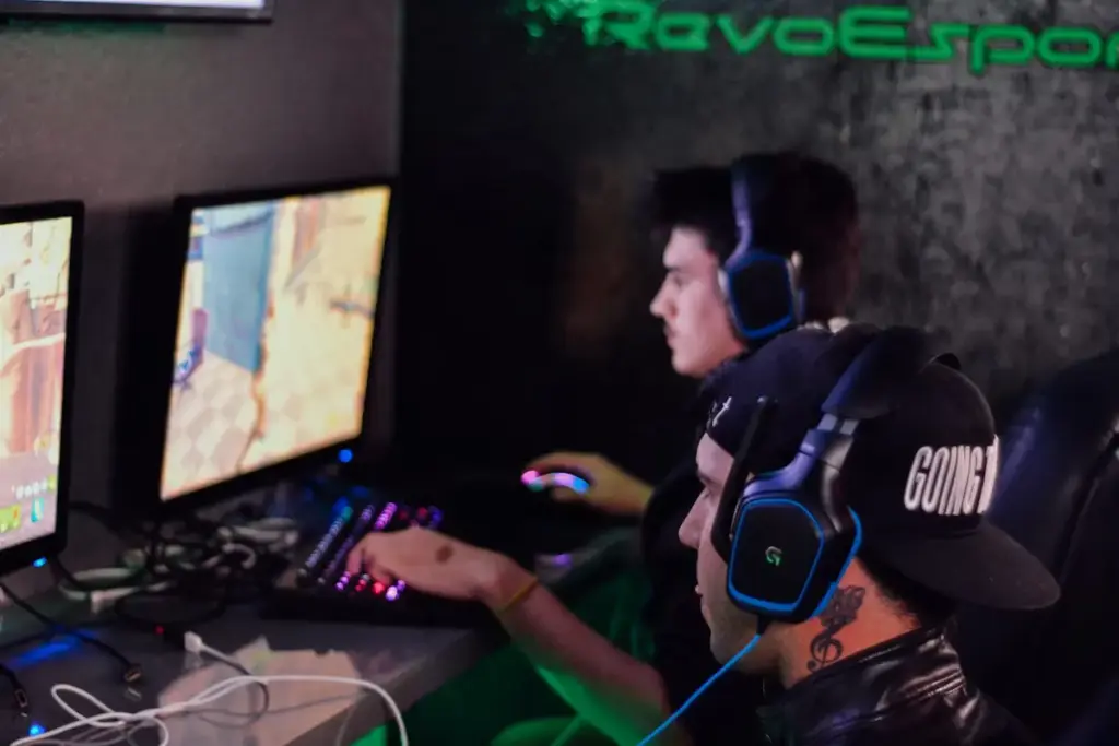 Jugadores de eSports colombianos