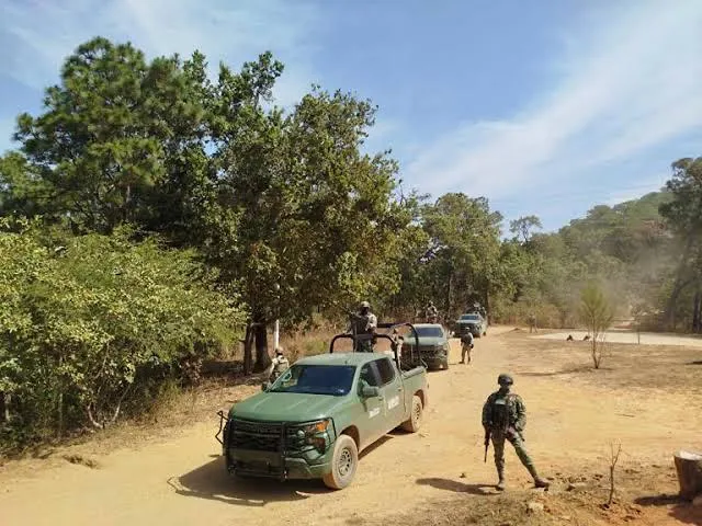 Aumentan número de militares fallecidos en explosión de "narcomina" en límites de Michoacán y Jalisco