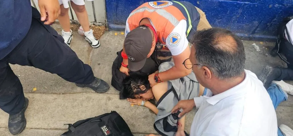 Autoridades irrumpen fiesta clandestina con 800 menores en la Cuauhtémoc-5