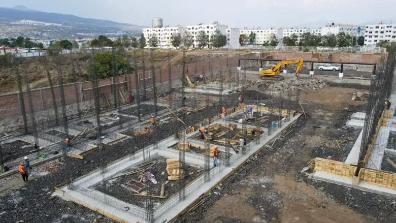 Avanza construcción de nueva secundaria en Villas del Pedregal: SCOP