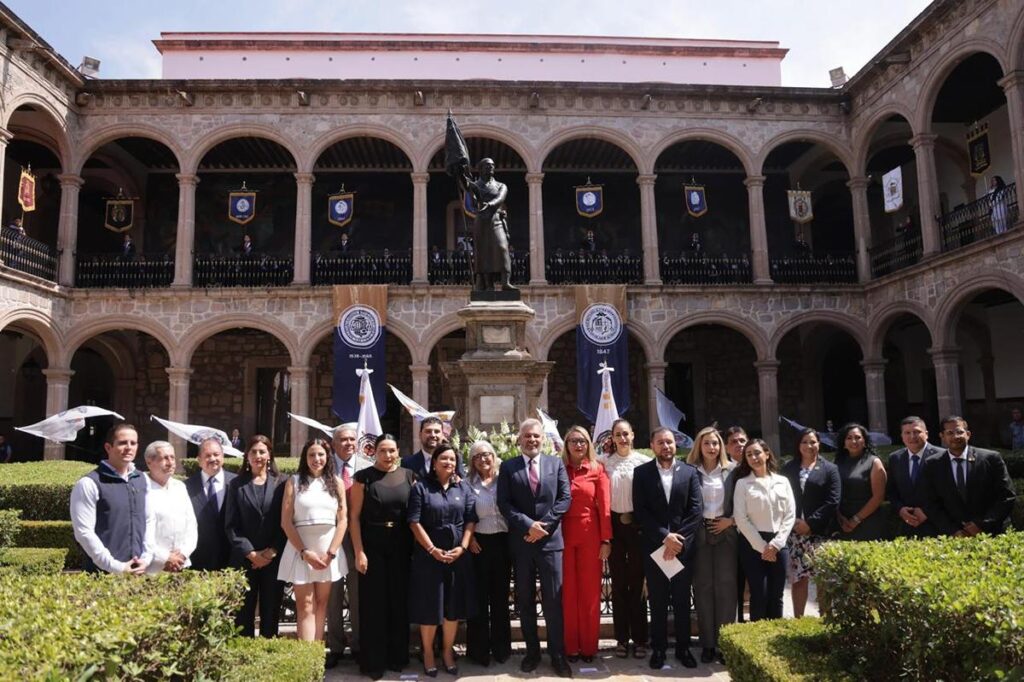 Bedolla convoca a mantener ideario de libertad y justicia social en UMSNH