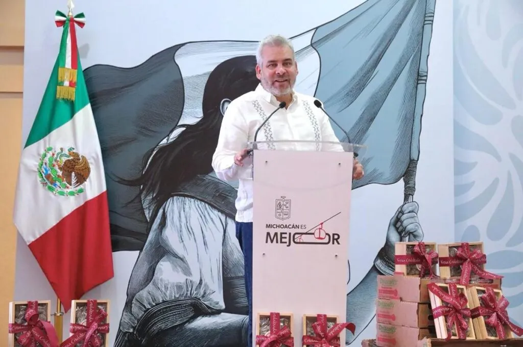 Bedolla y Conagua entregan apoyos para la infraestructura hidroagrícola de Michoacán