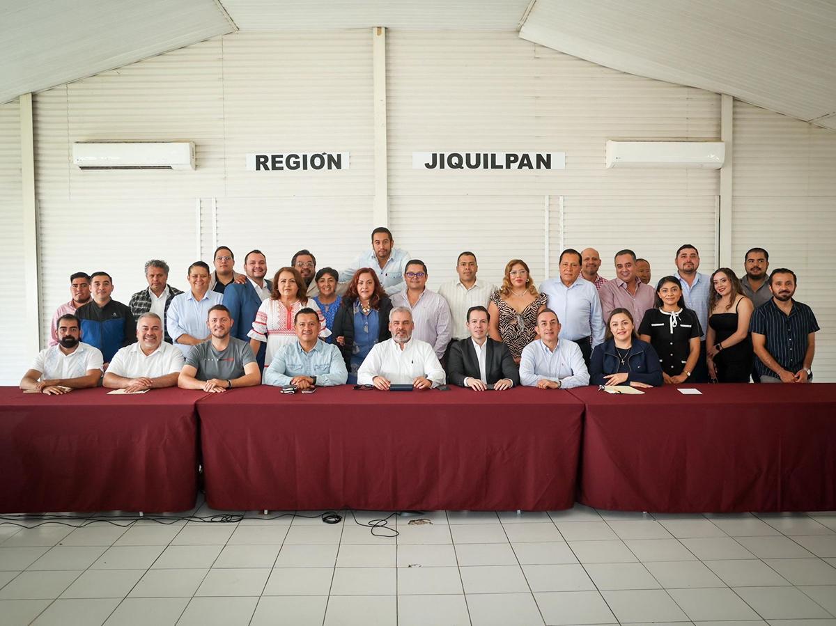 Bedolla y líderes de Jiquilpan se oponen al impuesto a remesas