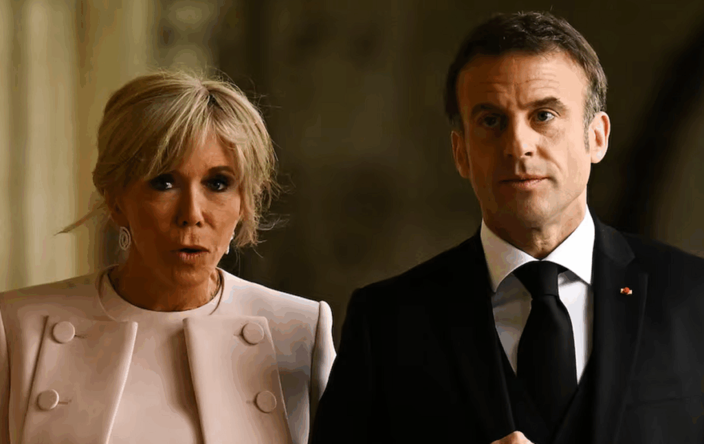 Brigitte Macron abofetea a Macron
