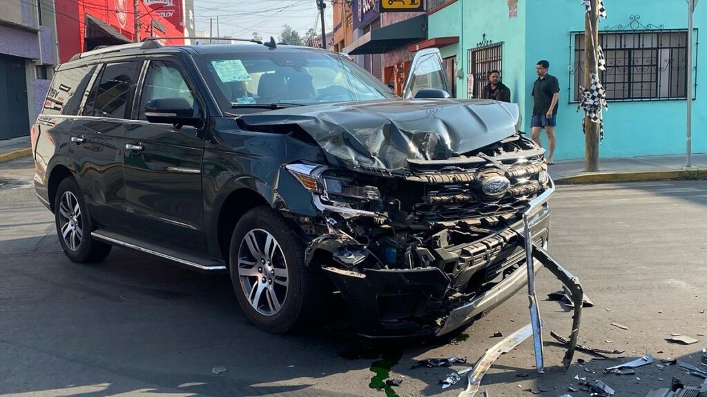 Camioneta que chocó en la Ventura Puente en Morelia sí es de Torres Piña