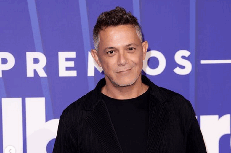 Candela Márquez deja de seguir a Alejandro Sanz y a Shakira: ¿Se acabó el romance?