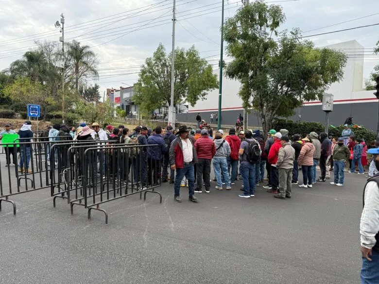 Caos vial en Morelia por manifestaciones y obras de infraestructura