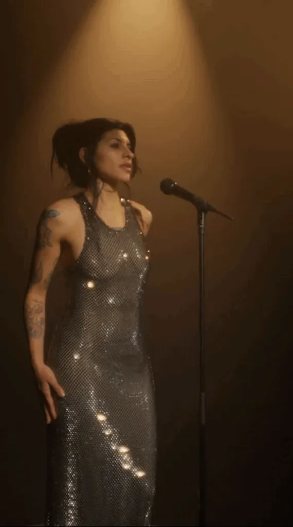 Cazzu anuncia gira internacional tras el lanzamiento de Latinaje-1
