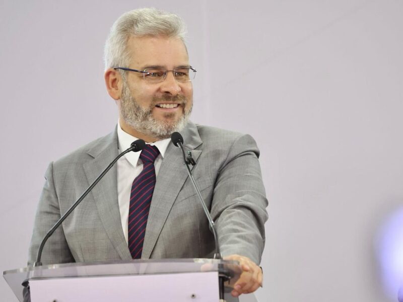 Celebra Bedolla reforma al Código Penal para sancionar la apología del delito