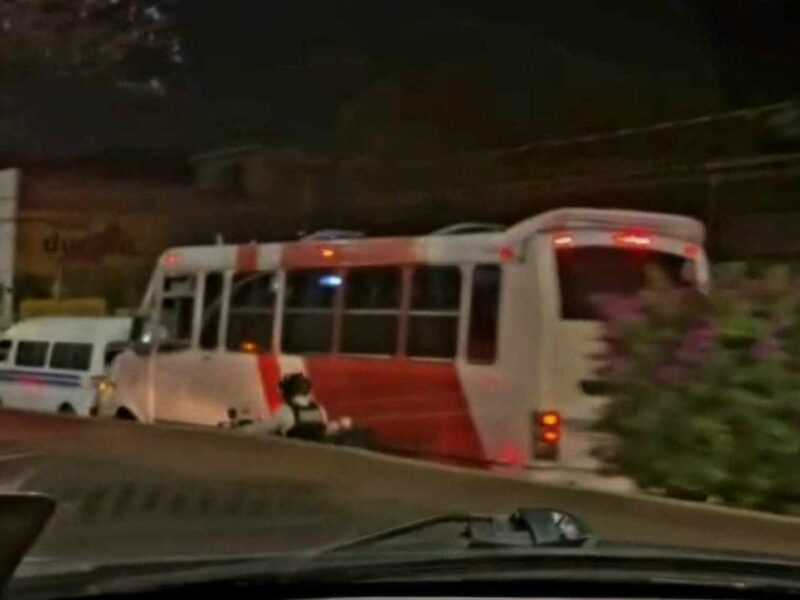 Chofer de la Ruta Villas del Pedregal es agredido con arma blanca y muere en hospital