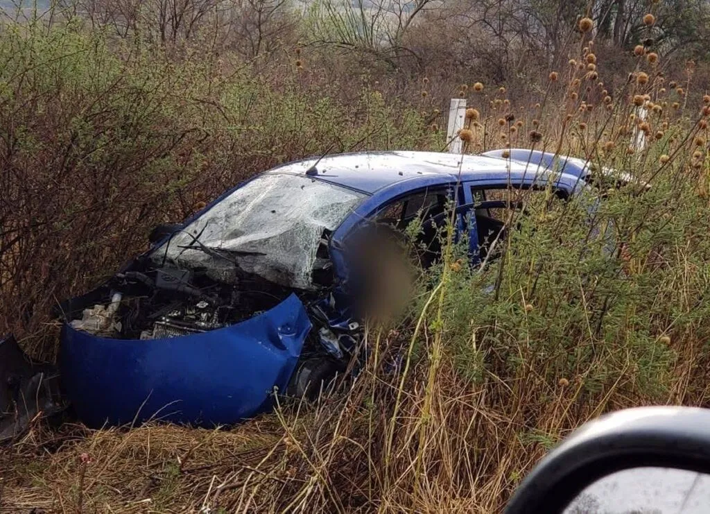 Conoce los detalles del choque en la carretera Capula-Quiroga que resultó en dos muertos y varios heridos. Las autoridades investigan.