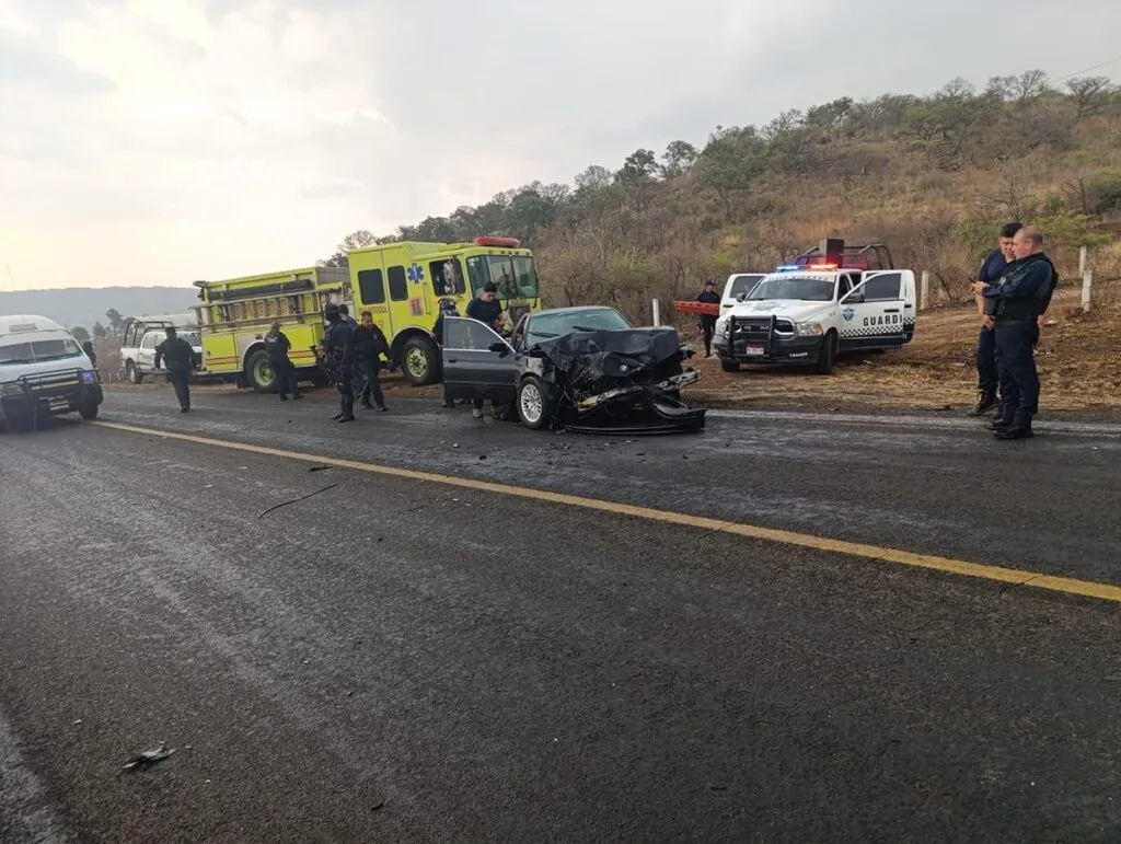 Choque en la carretera Capula-Quiroga deja dos personas fallecidas 3