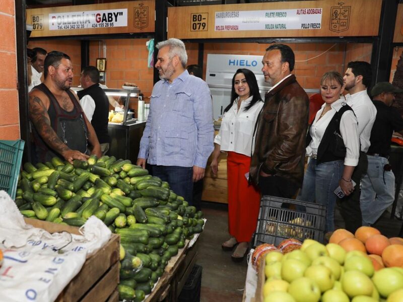 Comerciantes agradecen a Bedolla por nuevo mercado de Pátzcuaro