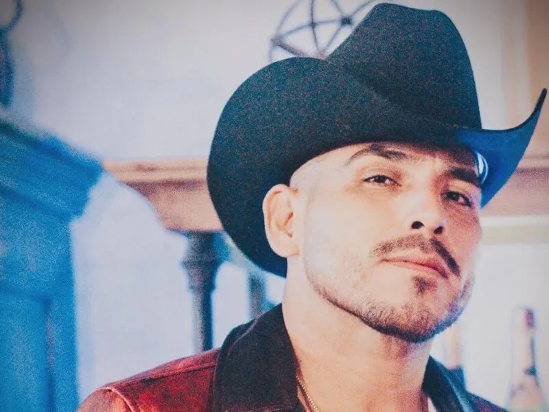 ¡Concierto gratis para mamá! Espinoza Paz llega mañana al Festival de Origen