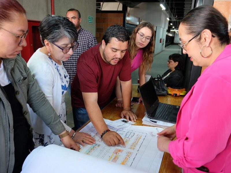 concluye entrega de locales del nuevo mercado municipal de Pátzcuaro