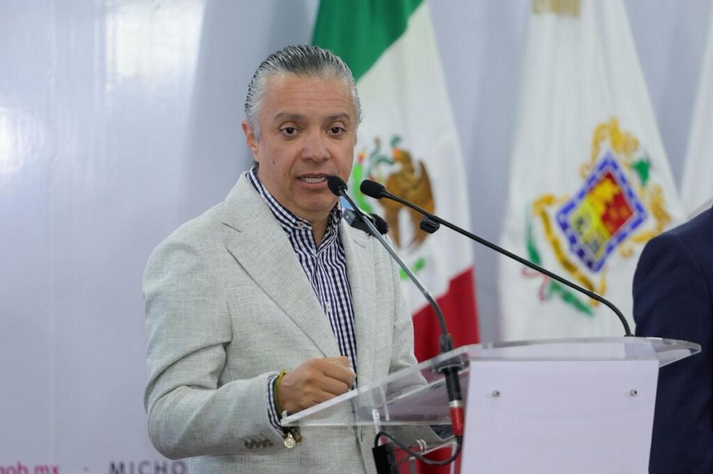 Condonación de multas y recargos en renovación de licencias de conducir extemporáneas: Navarro García