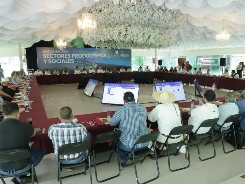 Continúan Bedolla y sector social-productivo de Uruapan coordinación para el desarrollo