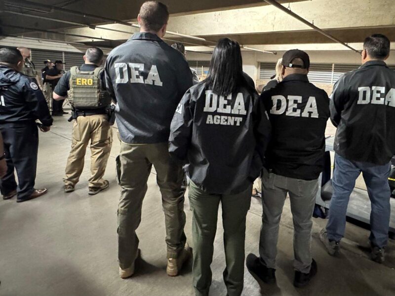 DEA sostiene que cárteles mexicanos son los perpetradores del "inmenso daño" a los estadunidenses