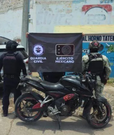 decomisan envoltorios con droga y vehículos en Buenavista