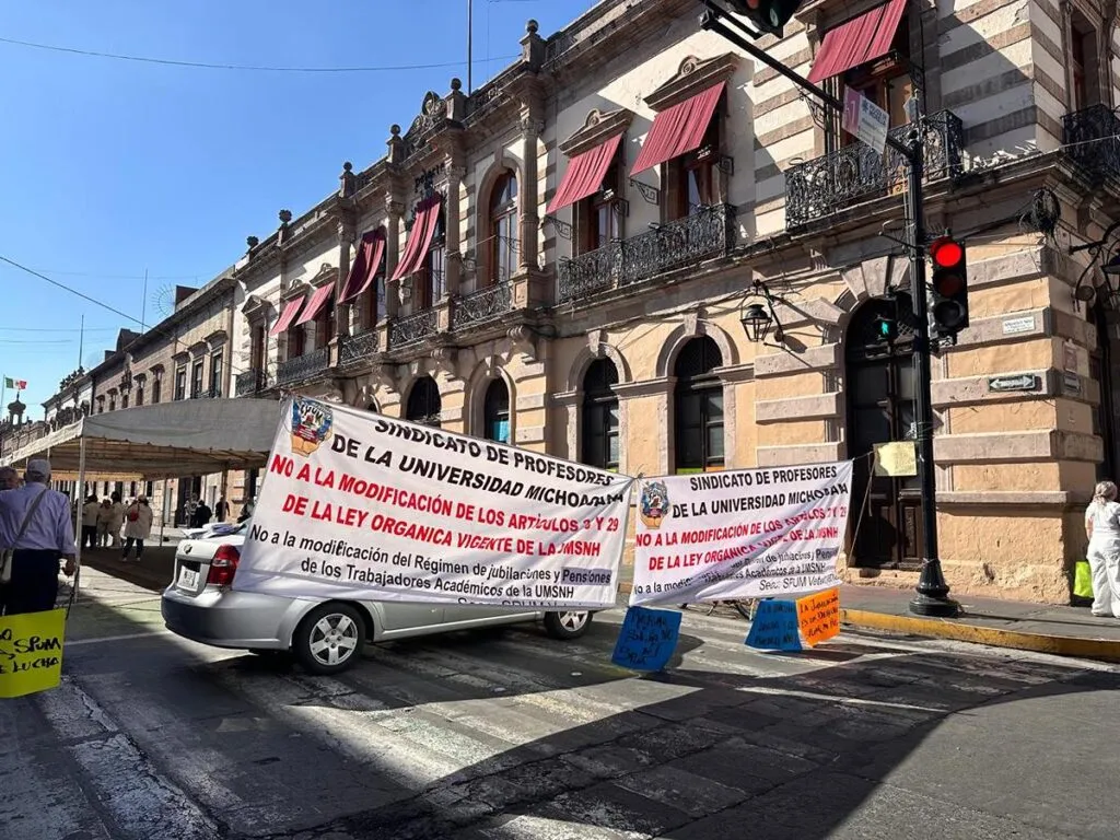 Demanda SPUM marcha atrás a Ley Orgánica UMSNH en Día del Trabajo