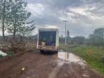 Desconocidos detienen camioneta y roban mercancía en la Morelia-Pátzcuaro
