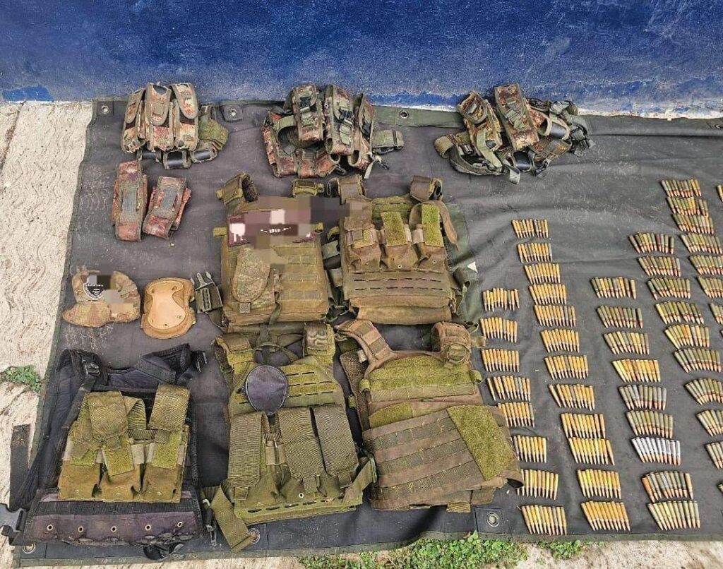 detención en Apatzingán SSP y Defensa detienen a 5 hombres con arsenal