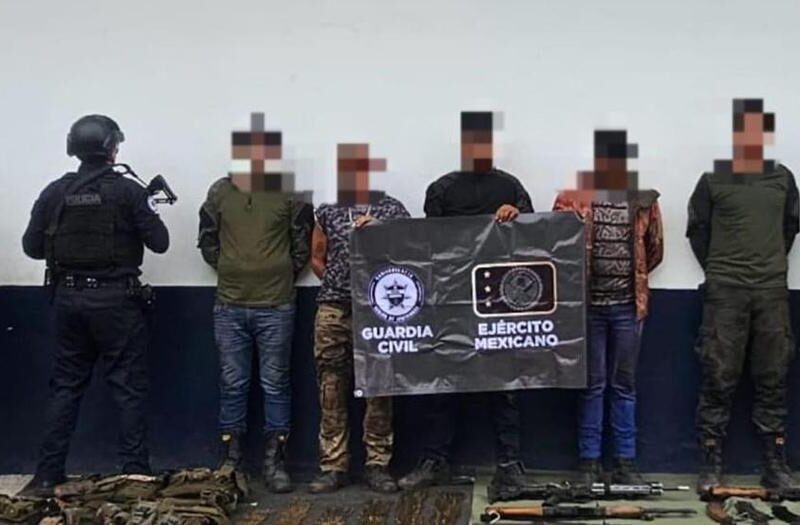 detención en Apatzingán SSP y Defensa detienen a 5 hombres con arsenal