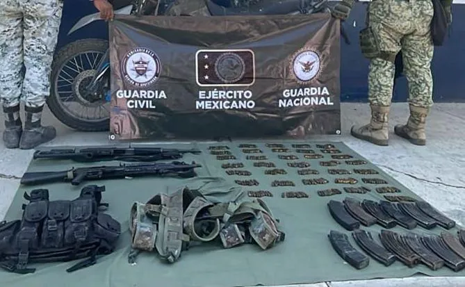 dos hombres con fusiles en Múgica son detenidos por SSP
