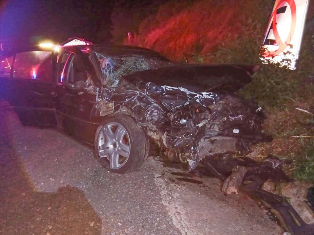 Dos lesionados y un fallecido en choque registrado en la Zitácuaro-Toluca