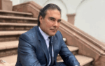 Eduardo Yáñez celebra 45 años y desmiente rumores de salud