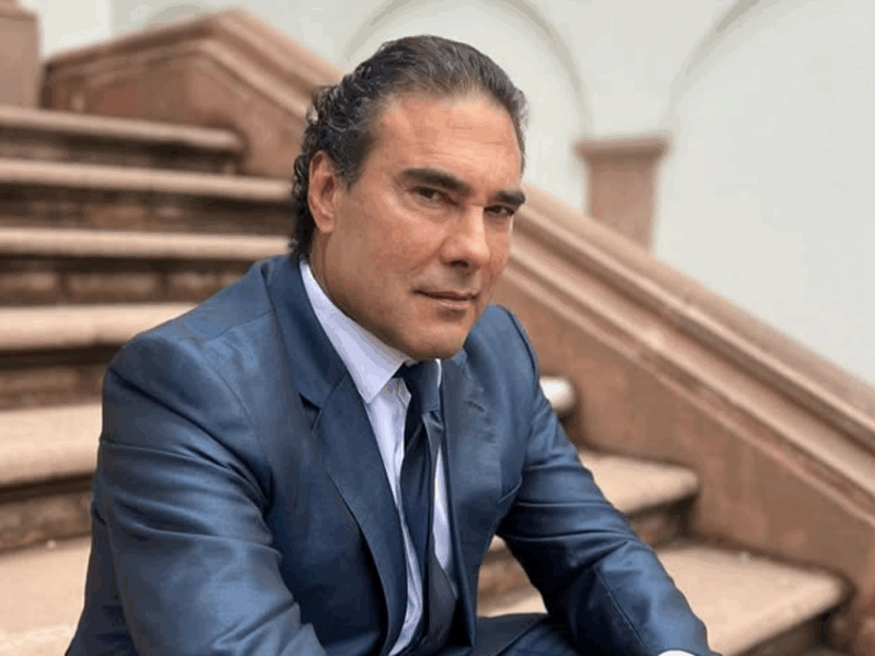 Eduardo Yáñez rompe el silencio: celebra 45 años de carrera y aclara rumores sobre su salud