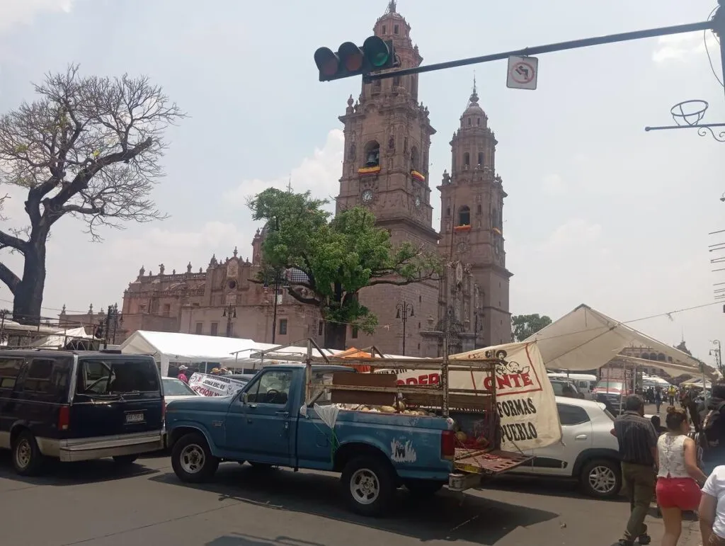 Emite Morelia segunda notificación a CNTE por ambulantaje en Centro; a la tercera, desalojo