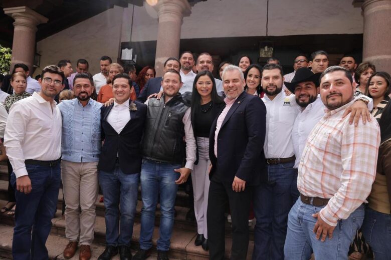 En unidad y coordinación continuará el desarrollo en los municipios: Bedolla-2
