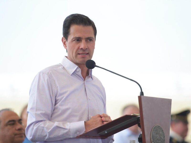Enrique Peña Nieto reaparece en Punta Cana y sorprende con truco de magia
