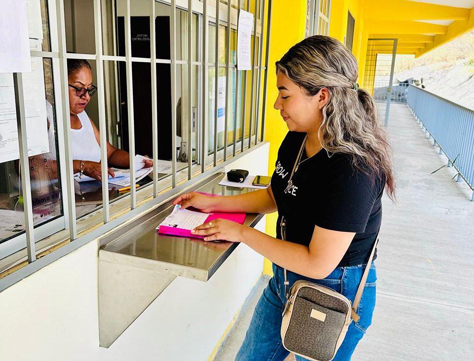 entrega de fichas para aspirantes a Normales de Michoacán inicio