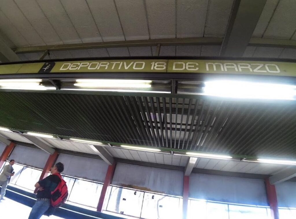 Estación del metro donde niña de 13 años da a luz