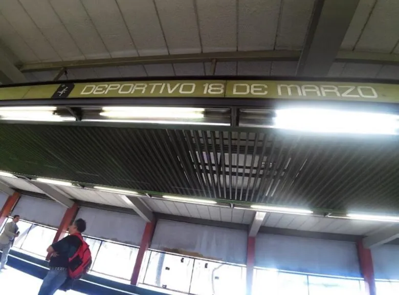 Estación del metro donde niña de 13 años da a luz