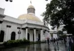 EE.UU. insta a ciudadanos a salir de Venezuela por riesgo extremo