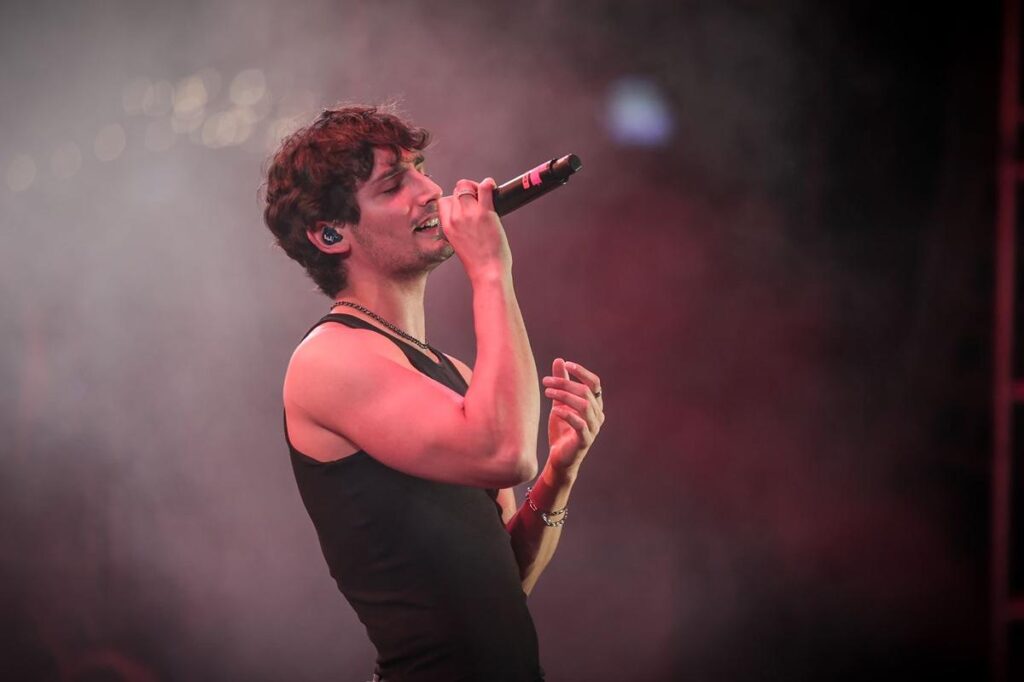 grandes artistas en el festival michoacán
