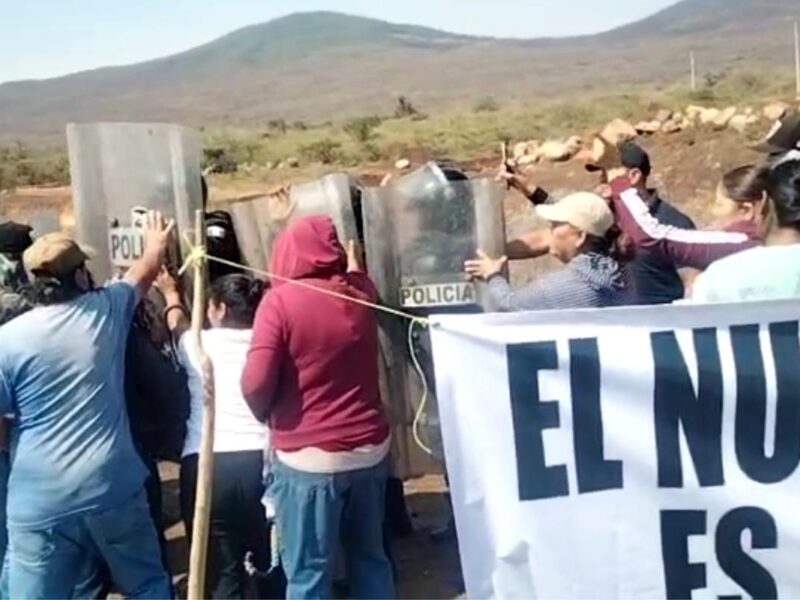 Guardia Civil reprime a afectados por obra del Segundo Anillo Periférico
