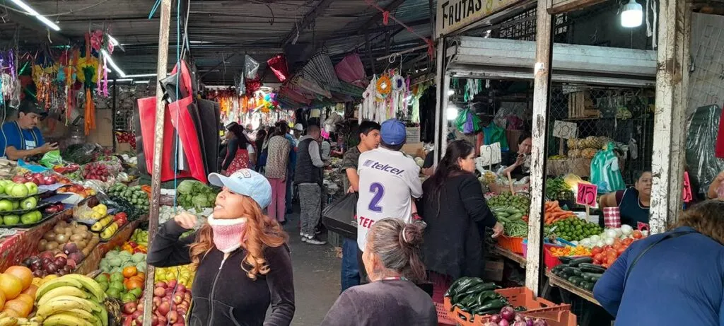 Hasta junio, entrega de estacionamiento en Mercado Independencia de Morelia