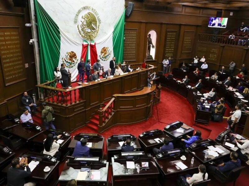 Incurre Congreso de Michoacán en omisiones de defensa en juicio laboral en LXXVI Legislatura