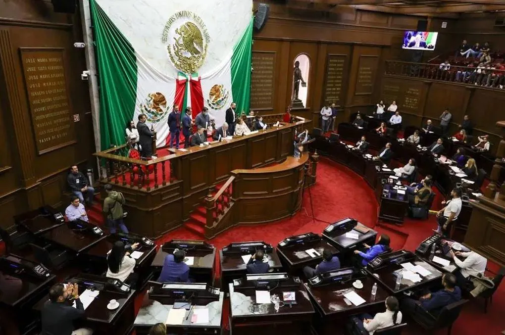 Incurre Congreso de Michoacán en omisiones de defensa en juicio laboral en LXXVI Legislatura